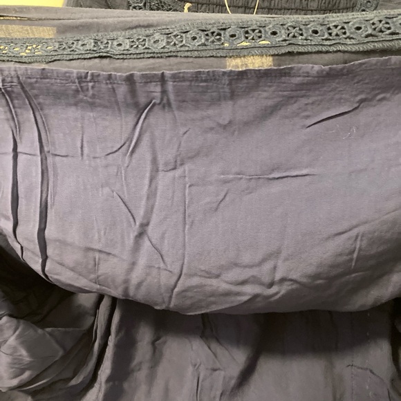 Navy sleeve pleated tunic - Picture 5 of 10